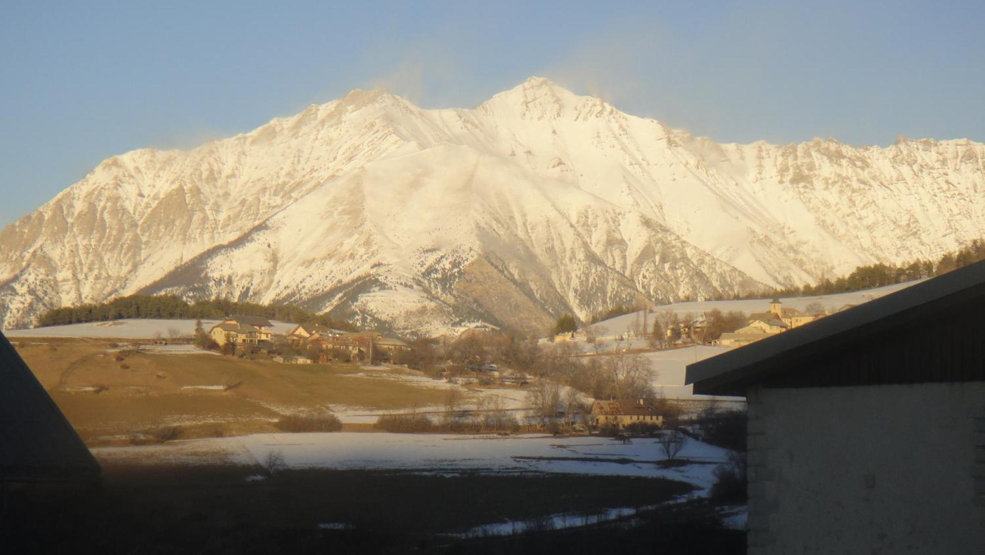 Hotel L'Equipe Le Sauze Dış mekan fotoğraf